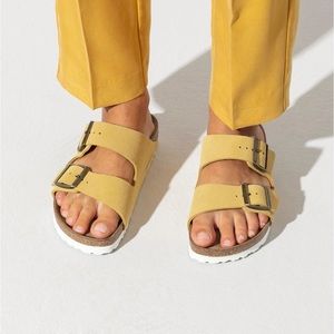 Used yellow suede Birkenstocks size 37